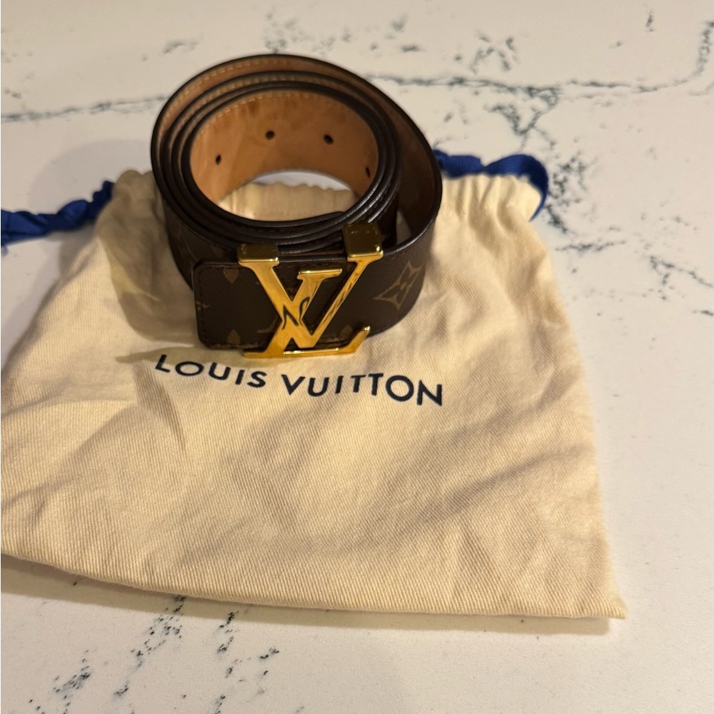 Louis Vuitton Gold Buckle Brown Leather Belt